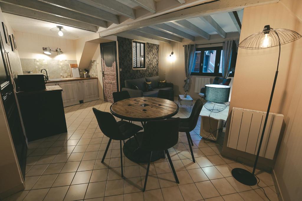 Appart Centre Historique Chez Rene Wifi Troyes Exteriör bild